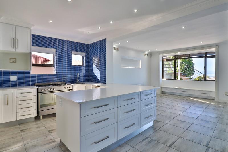 8 Bedroom Property for Sale in Reebok Western Cape